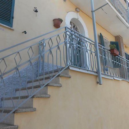 Вилла La Casa Nel Borgo Arrone Экстерьер фото